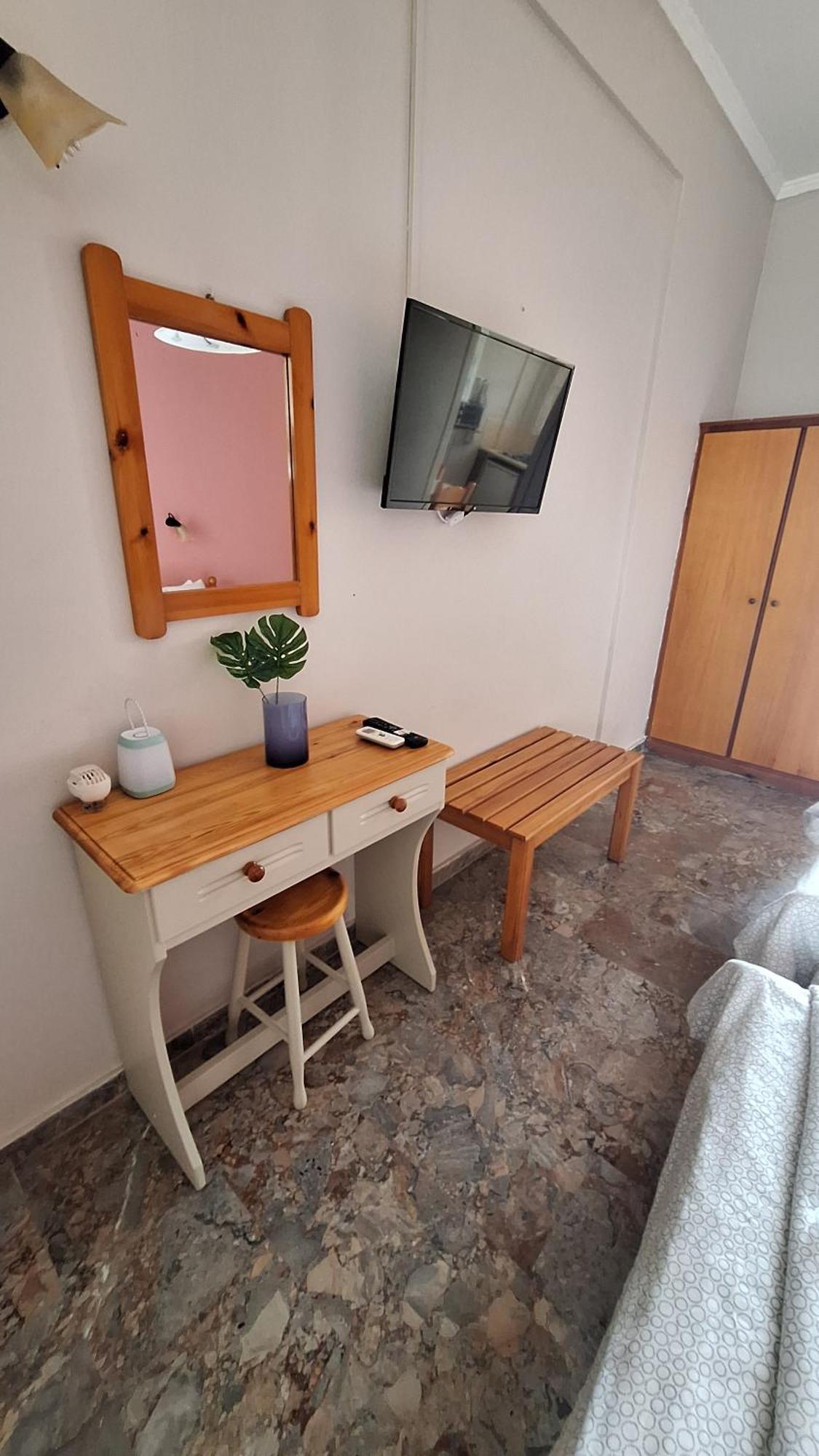 Antzela Apartments ซีดารี ภายนอก รูปภาพ